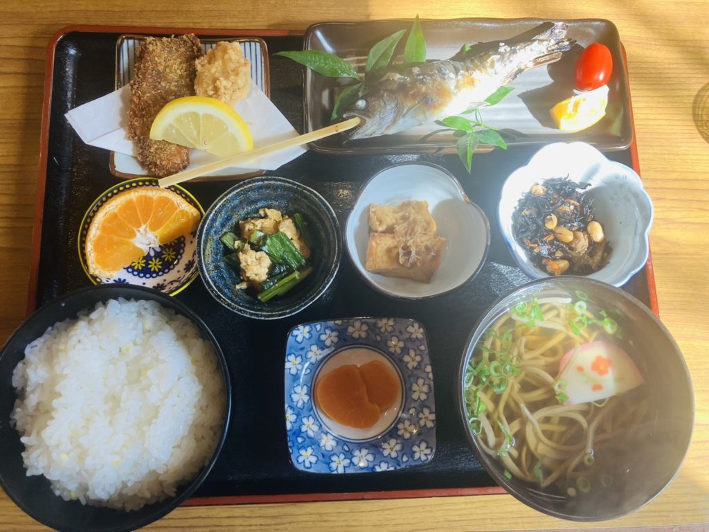 山小屋定食